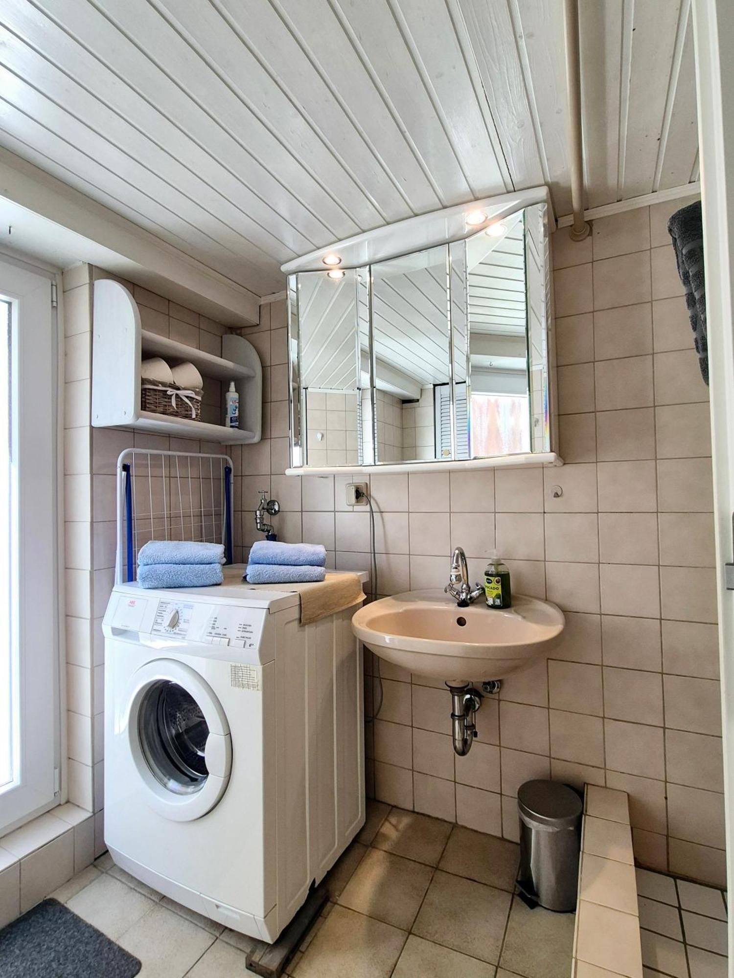 Untergeschoss, Kaelder, Basement In Ruhiger Wohngegend Apartment Flensburg Exterior photo